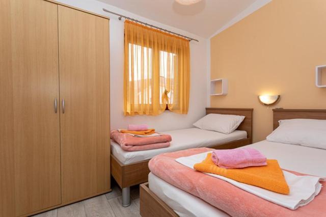 Apartments Marinko Baška Exterior foto